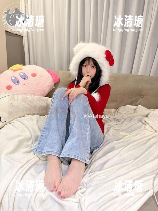 AT鲨 AT鲨又来了,原图和妃咲旗袍的照片,惹得我心烦意乱,咋个回事呢?