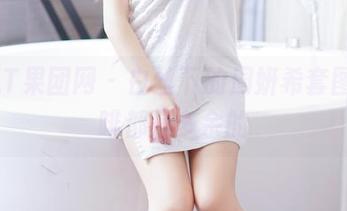 GIRLT果团网 – 白丝下的周妍希套图，咖啡都是多余的