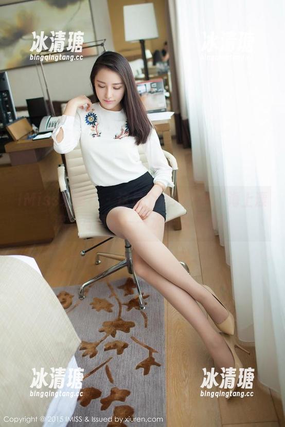 IMiss爱蜜社-泡泡子 IMiss爱蜜社 - 这是个泡泡子的“海上漂流”写真集——水手服风波!