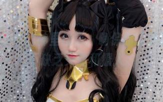KuukoW的神里绫华，确保你的美图套图不缺乏灵动和撩人。