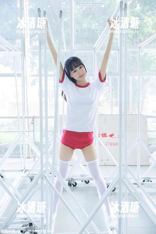 MTYH喵糖映画 喵糖映画又来了,这回是最新的兔女郎美少女套图,有点少女感又不失俏皮!