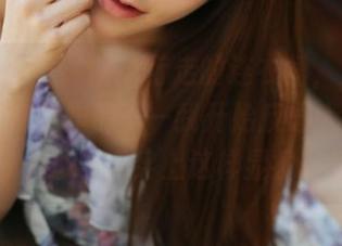 MyGirl美媛馆 – 行走的连衣裙，王馨瑶yanni在线作品——我开始反思人生选择，为什么不早点穿上这样显瘦的裙子？
