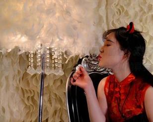 PANS写真 – 见过很多职业装，但roro的这个无圣光作品，还真给了我另一种看法，不带任何滤镜的真实。