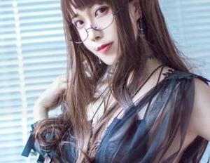 执着于Sakiiii翎柒的吾妻，最新图库不要让我失望啊！