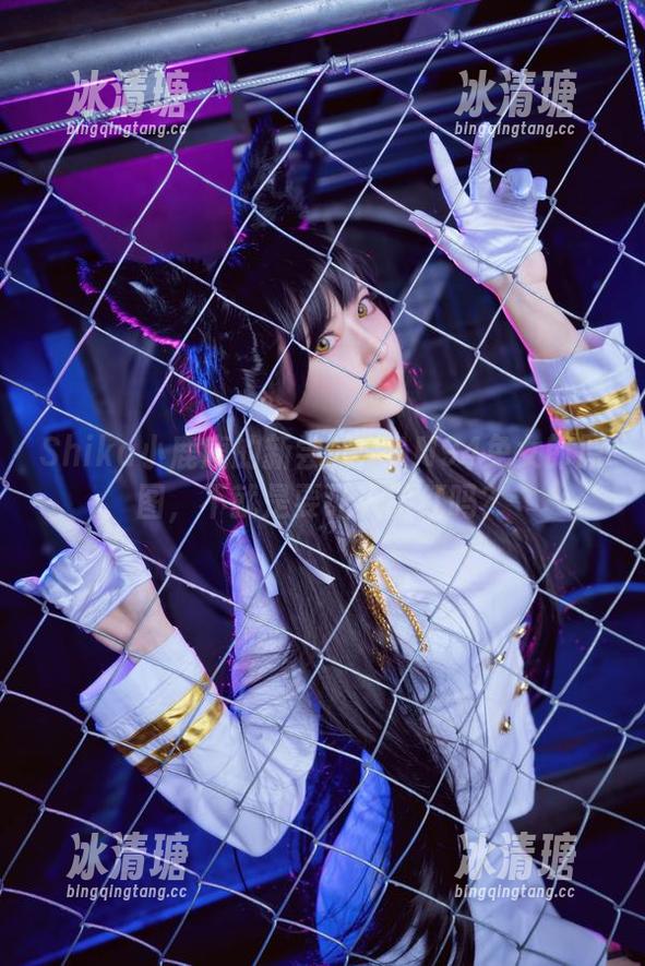 Shika小鹿鹿 Shika小鹿鹿的新尝试:AN94兔女郎原图,不就是要让人脸红吗?