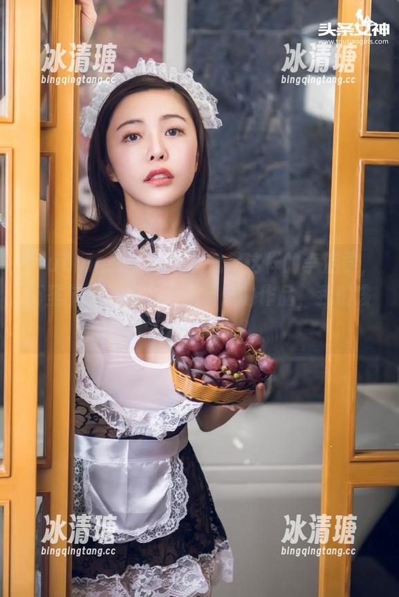TouTiao头条女神-李温柔 TouTiao头条女神 - 就是这样的李温柔,万圣节竟然出来个无圣光的作品,我们该怎么理解呢?