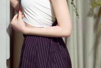UGirls尤果网 – 牛仔裤，王瑞儿，原图究竟有多能撩？
