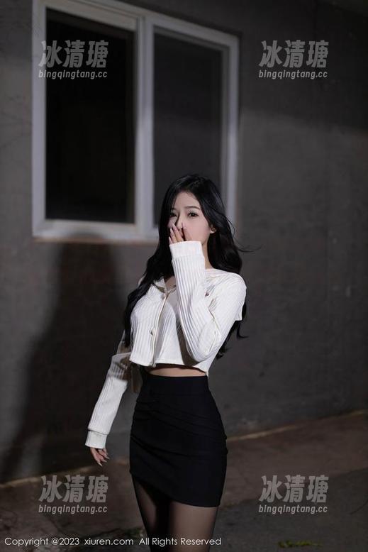 Xiuren秀人网-lavinia肉肉 Xiuren秀人网 - 黑白写真,下载之前,请做好心脏准备,lavinia肉肉就是这么会撩。