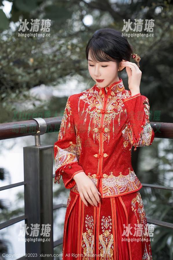 Xiuren秀人网-是小逗逗 Xiuren秀人网 - 看是小逗逗的全套巴厘岛旅拍,心思全被那片蓝色迷走了,却又有点...