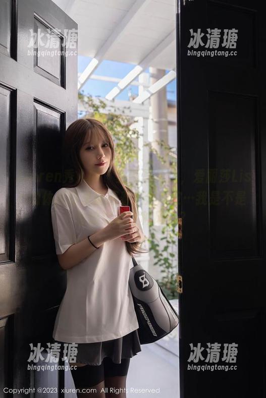 Xiuren秀人网-爱丽莎Lisa Xiuren秀人网 - 全新写真集,爱丽莎Lisa的体操服里蕴藏着几分顽皮…我是不是也该试试这种风格?
