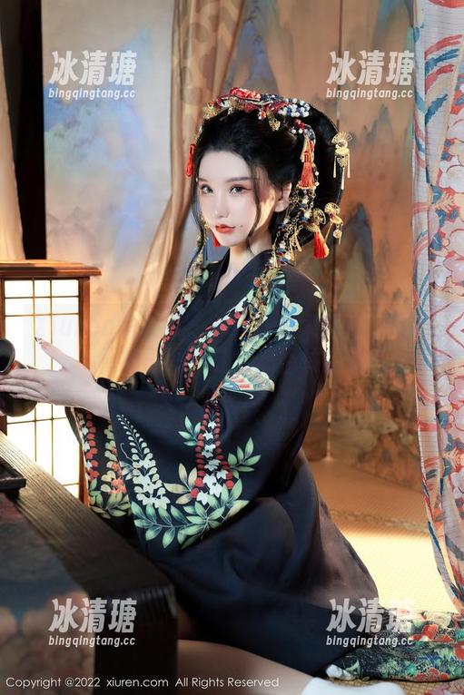 Xiuren秀人网 - 海边作品大揭秘：绯月樱的原图，让人忍不住想赞
