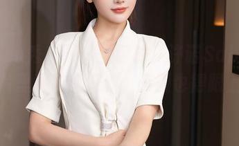 Xiuren秀人网 – 圣诞的“许诺Sabrina”图片里藏了啥好料，资源也得跟上啊！