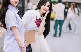 YouMi尤蜜荟 – 你的梦中空姐——冯木木LRIS高清合集，快来预约云端服务！