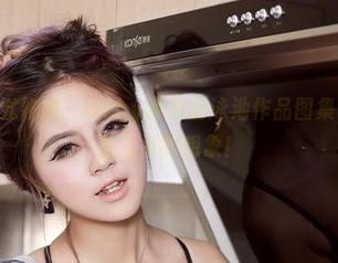 YouWu尤物馆 – baby贝贝的泳池作品图集，水面下是无尽的想象！