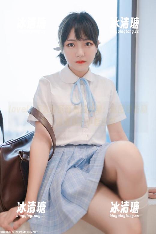 lovely呆玄的圣诞私拍合集：试图模仿驯鹿，结果成了小鹿乱撞
