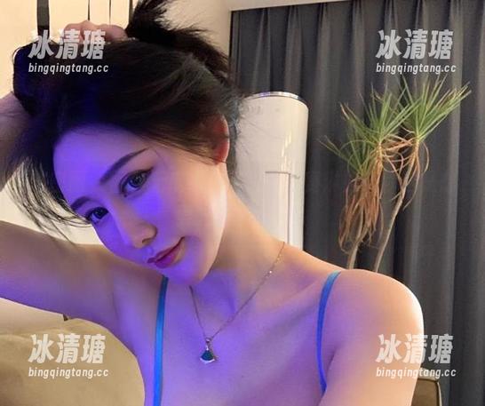 微密圈 - 图包无底线，不爱笑的赛琳姐姐你这是想要火遍全网吗？