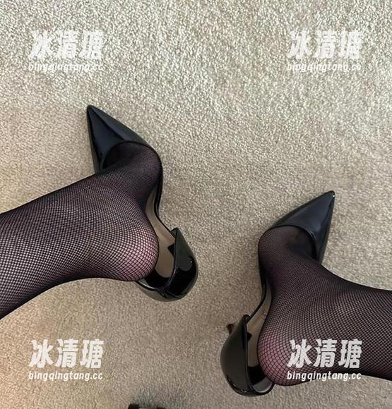 保守的二舅妈 微密圈 - 看保守的二舅妈的最新双人作品,只有你想不到的,没有她做不到的!