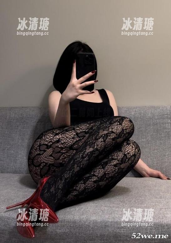 保守的二舅妈 微密圈 - 保守的二舅妈上线,带你进入“死库水”的不可思议更新!