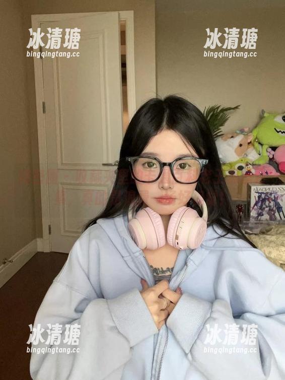 卡通百科老王 微密圈 - 收藏夹里的卡通百科老王黑丝合集,真的是浪费一场好视觉!