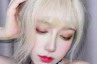 啾小妍写真新作：当棉袜遇上春天，我们的日常就这样变得有趣了。
