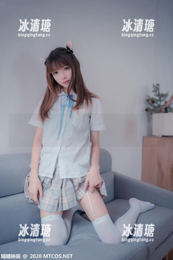 喵糖映画 看那喵糖映画的高清,酥胸爆乳美女,打印在墙上也不错吧?