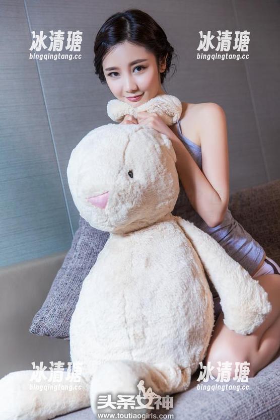 头条女神-俞公主 头条女神 - 短裤有啥好惊艳的?但俞公主最新图片竟然让我刮目相看!