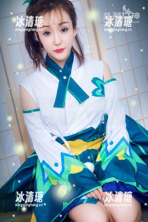 头条女神-果儿Victoria 头条女神 - 果儿Victoria的白衬衫写真集,谁要的快来拿资源!