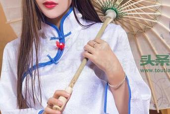 头条女神 – 最新图包热辣上线，玄子这礼服穿得我已经不知道该咋评价了。