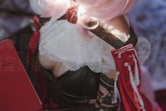“原图收藏家们注意了！宫本桜的加藤惠浴室值得一看”（再看一眼）！