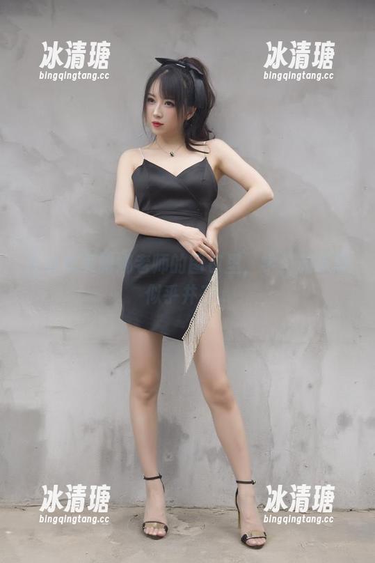 小女巫露娜 在小女巫露娜老师的图包里,学习和乐趣似乎并存...