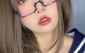 小泉学姐吖的透明女仆梦，cos玩得飞起，下载就像剥开鸡蛋的壳！