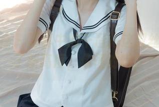 少女秩序 – 写真中的千澄把这双丝袜穿出了新高度，你懂的吧？