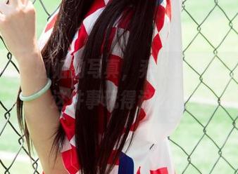 尤果网 – 姐姐的写真，乔依琳竟然把“美”这件事玩得这么溜？