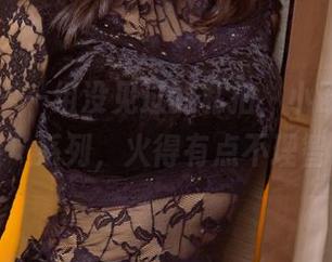 尤果网 – 一组没见过的私拍，小欧的“女孩”系列，火得有点不理智。