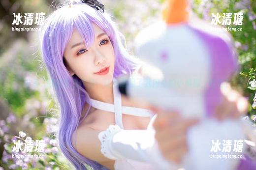 希希_啾 希希_啾的黑白作品,让我想起了我内心的小闹剧,哈哈!
