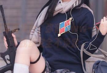 比基尼写真集合，弥音音ww一脸无辜，我却完全不淡定。
