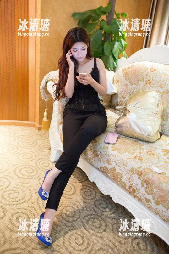 推女郎-杨伊 推女郎 - 哇,杨伊的毛衣最新更新,真的是血拼季节的开端,心里想:这美图怎么可以这么打击我呢?