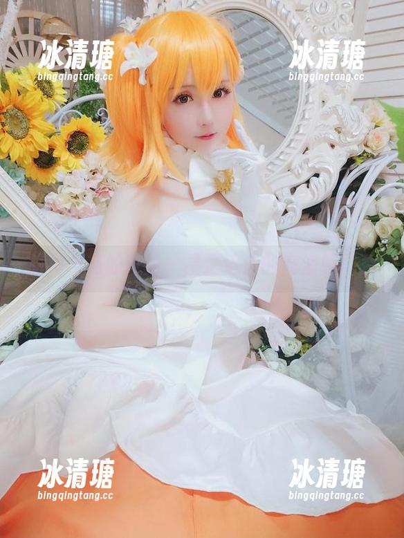 星之迟迟 旗袍与花的低语,星之迟迟的高清服饰秀