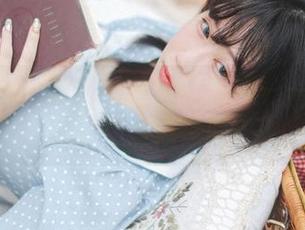 最新发布！是依酱呀校园图册——还有谁在花坛里偷懒吗？