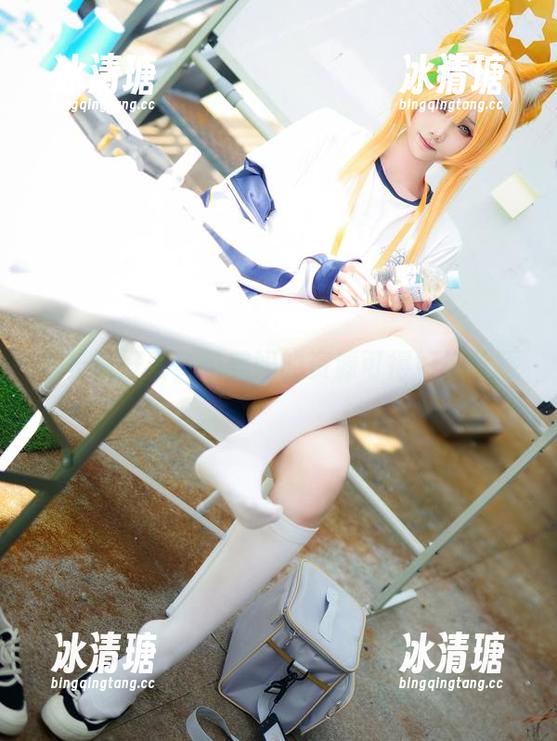晓美妈 脚长贼好看,晓美妈的资源可得好好珍藏