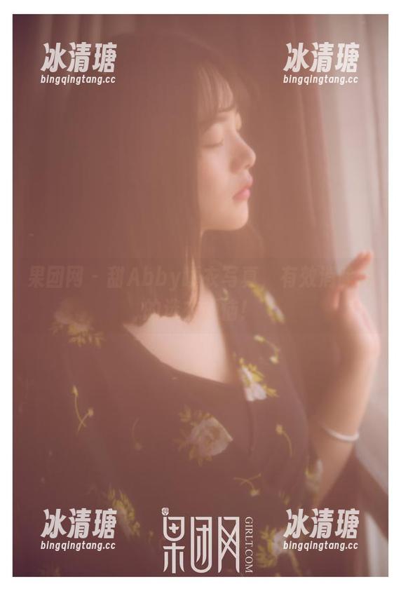 果团网-甜Abby 果团网 - 甜Abby睡衣写真,有效消除你的选衣烦恼!