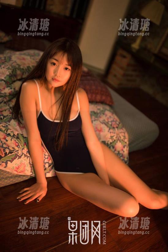 果团网-莫雅淇 果团网 - 饱览莫雅淇全集:谁说兔女郎不能有点个性?