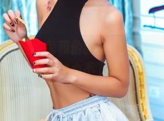 果团网 – 酸酱兔和他的全套剧情，下载后我该放心不下吗？