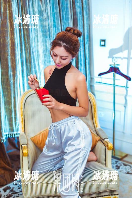 果团网-酸酱兔 果团网 - 酸酱兔和他的全套剧情,下载后我该放心不下吗?