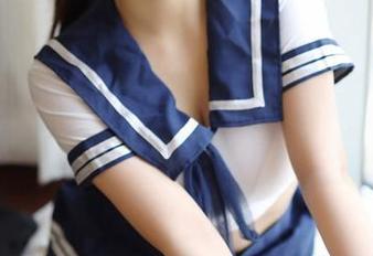 模范学院 – 小奶瓶呜呜的旗袍造访——看着看着就变得想穿了