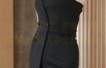 模范学院 – 面对美图，你能否保持冷静？温柔的柔带你进入办公室的另一面。