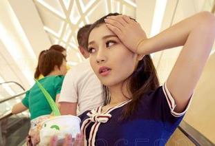 爱丝 – 让人一眼看中的欣杨牛仔裤，原图和图包完美诠释了别致。