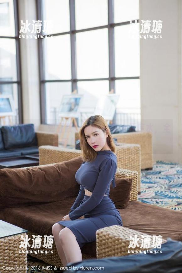 爱蜜社-兜豆靓Youlina 爱蜜社 - 兜豆靓Youlina带上死库水,全套图包带你嗨翻天!