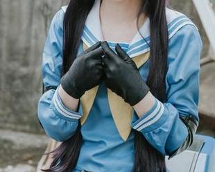 白莉爱吃巧克力的清纯，跟无圣光说95%再见作品软绵绵的温柔。