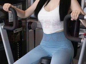 秀人网 – 定制写真新尝试：Carol周妍希的美足，巧妙融入各种场景！